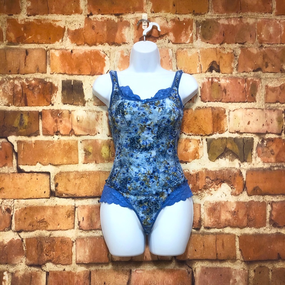 Girl Nextdoor Sleepwear *MEDIUM*
